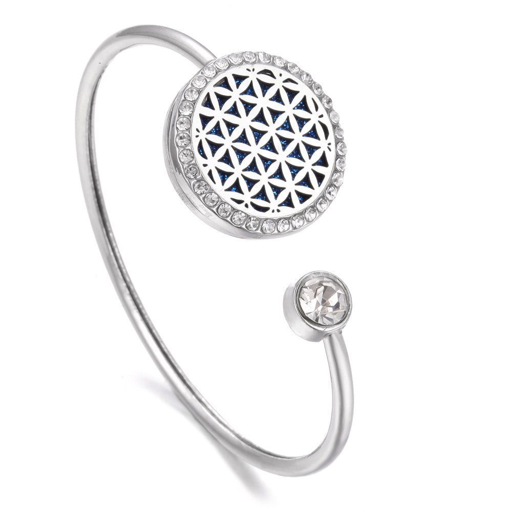 Empty Hand Jewelry Box Aromatherapy Essential Oil Bracelet